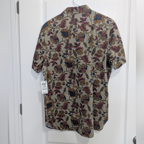 NWT Sun + Stone Rustic Khaki Floral Short Sleeves Button-Up Shirt - Picture 3 of 8